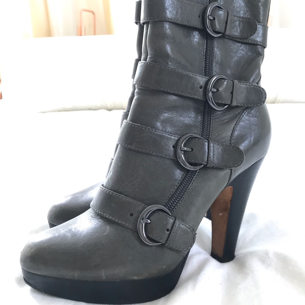 Boutique 9 platform boots size 8